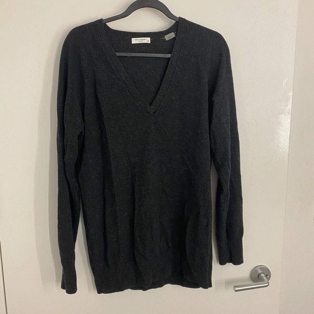 Equipment Cashmere V-Neck Sweater